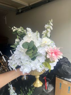 Wedding or Event Center Piece Flowers
