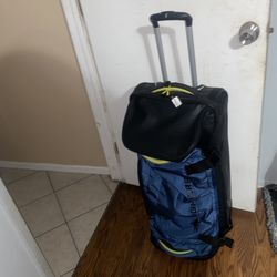 High Sierra Rolling Bag 