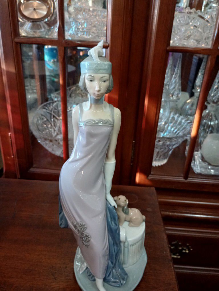 Lladro Couplet Lady With Dog A 1920's Flapper Girl Figurine 5174

