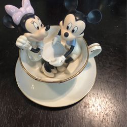 LENOX MICKEY'S MINNIE TEACUP TWIRL Ride Disney Mouse sculpture