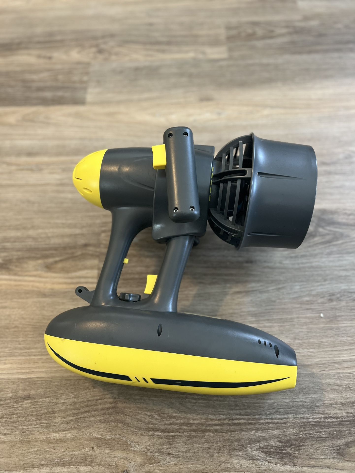 Magic Jet Underwater Scooter
