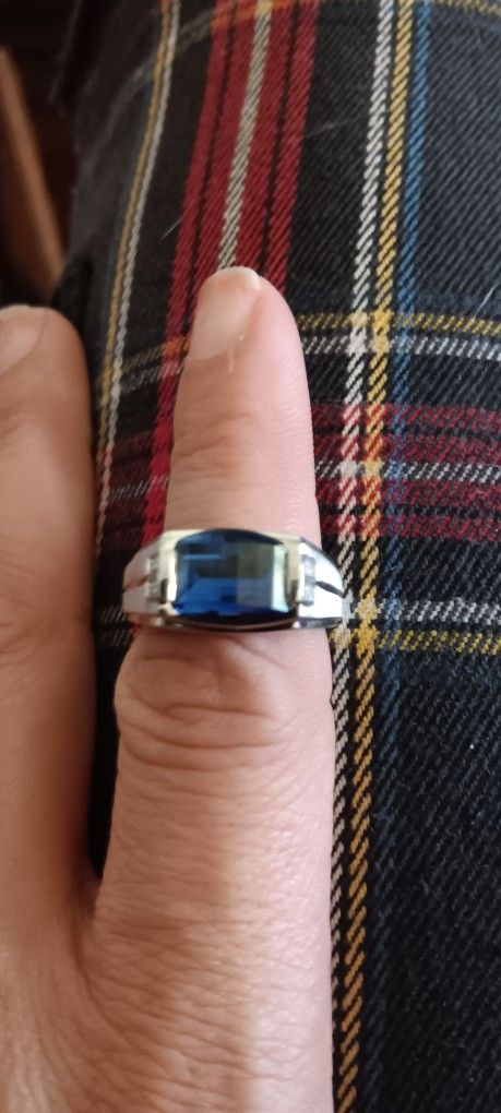 2 Sapphire Rings With Diamonds
