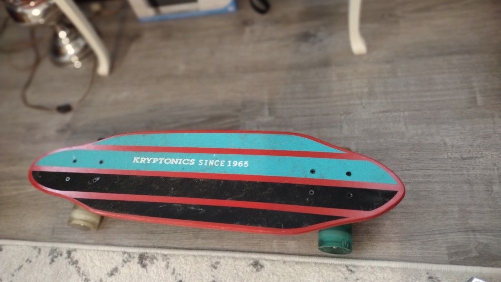 Very Nice Kryptonics Cruiser Skateboard/Longboard