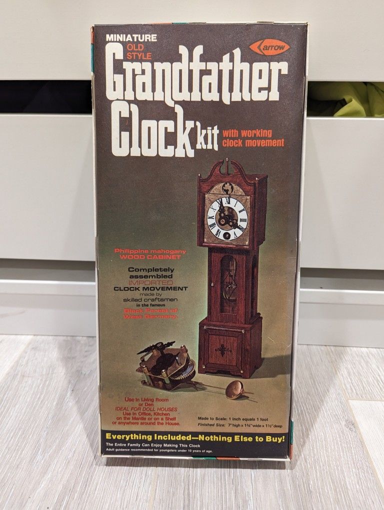 Miniature old style grandfather clock kit