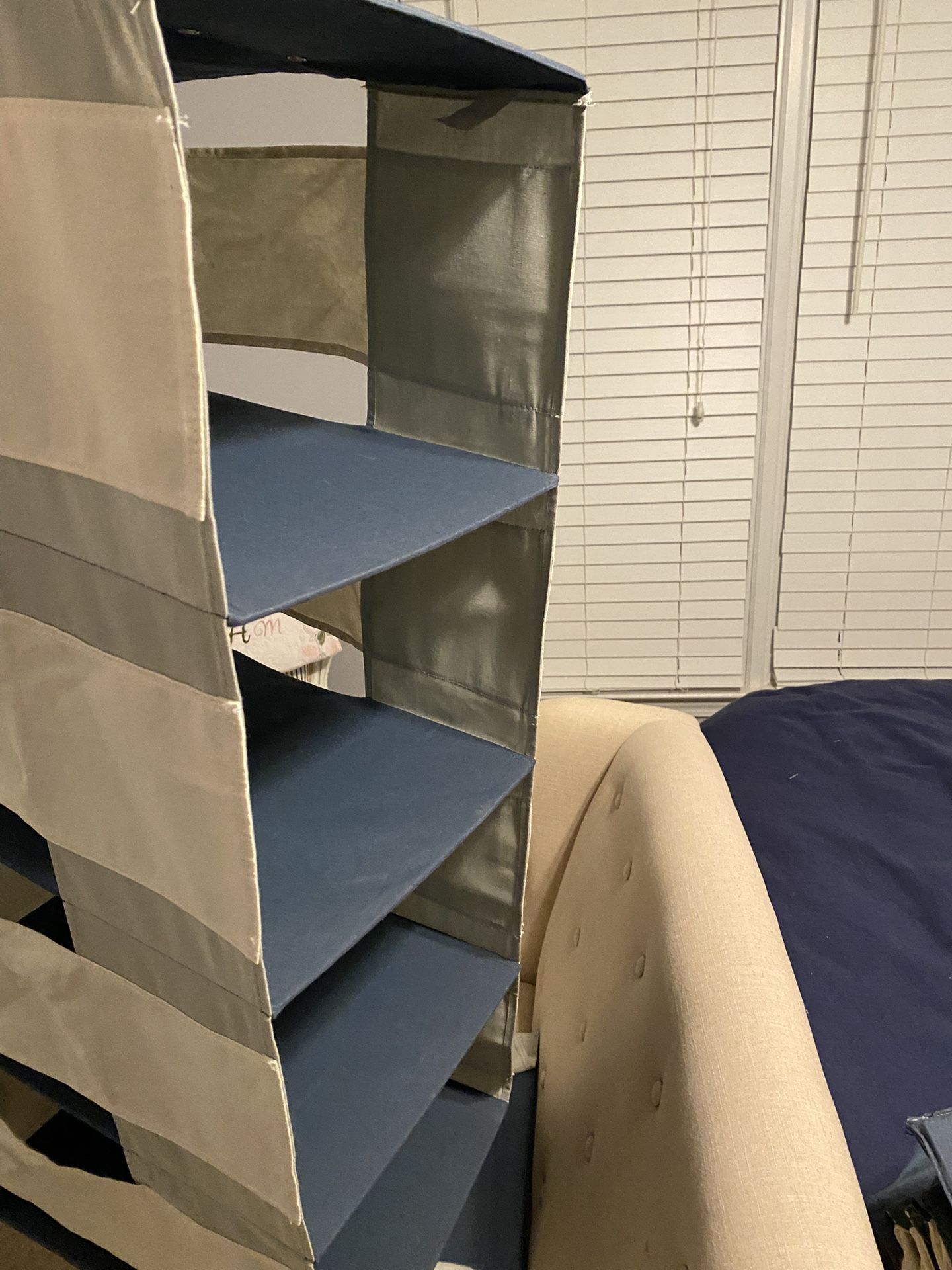 shelf hanging closet organizer