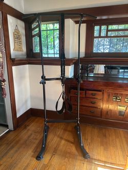 Freestanding Pull-Up and Dip Station with Straps