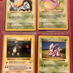 Vintage Pokemon Base Set Shadowless in Near Mint Condition