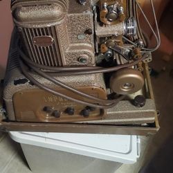 1940 Ampro Stylist Projector 16mm