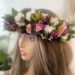 Beautiful flower head crown made with real flowers