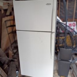 Fridge