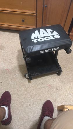 Roller seat