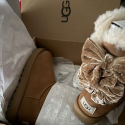 brand new uggs  in box 
