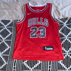 NIKE MICHAEL JORDAN CHICAGO BULLS JERSEY CHILDREN SIZE MEDIUM