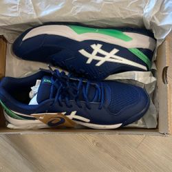 PickleBall/ Tennis Shoes