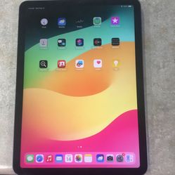 iPad 64GB 5th Gen 