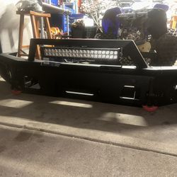 Nissan Titan 2021 Bumpers