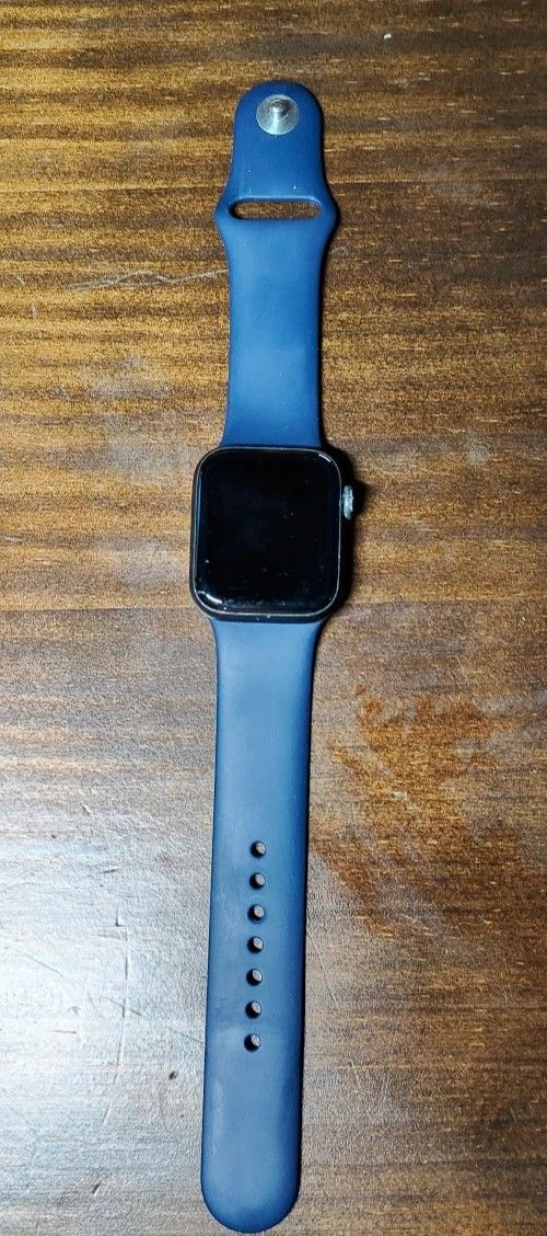 Apple Watch Series 7 (WiFi) – Brand New – $200 OBO