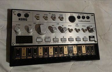 Korg Volca Bass