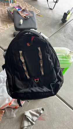 2 back packs
