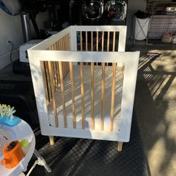 Crate and barrel Crib and Mattress for Sale!