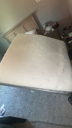 Free - Used King Brooklyn Bedding Mattress