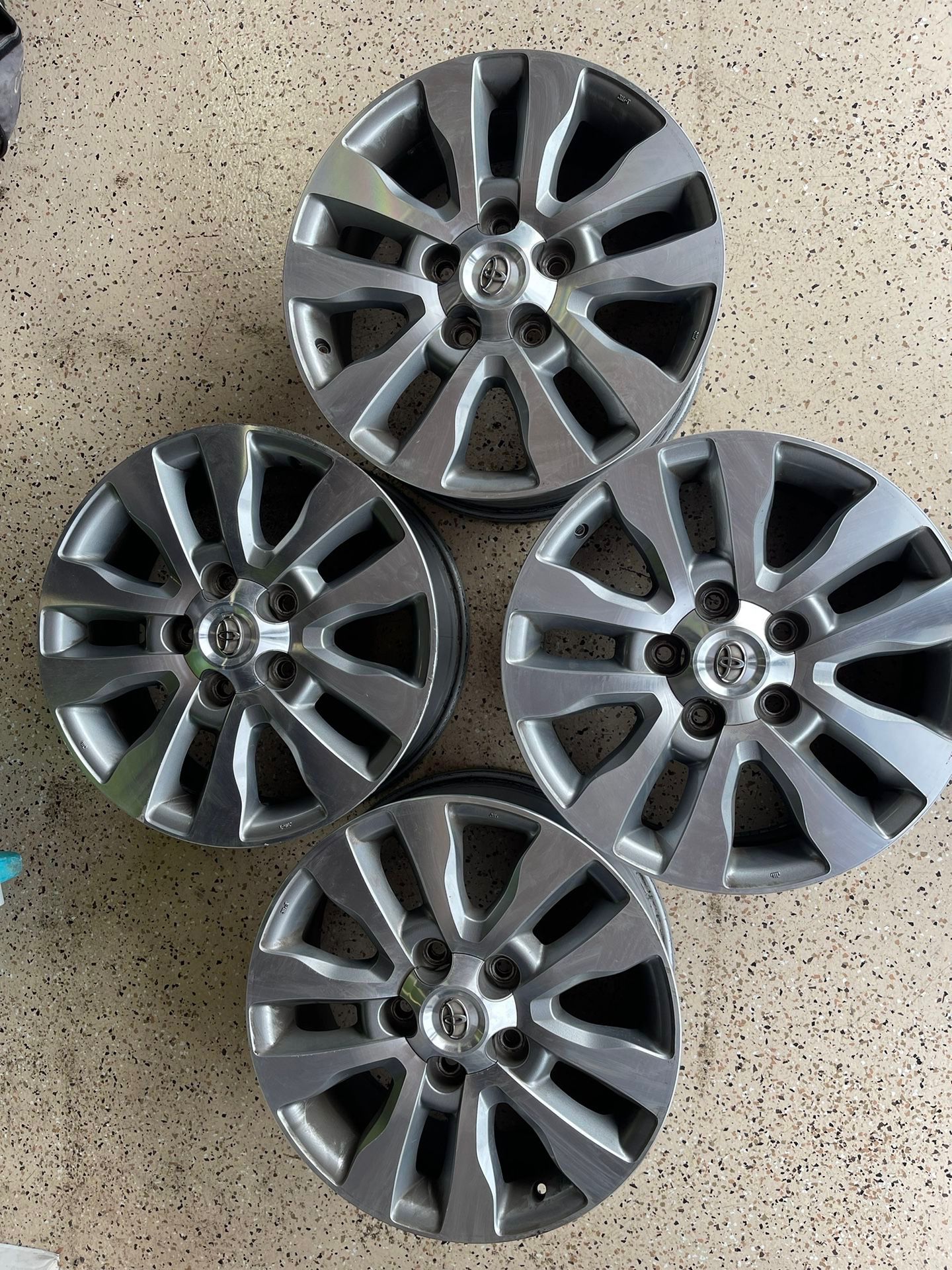 2012 Toyota Tundra Rims