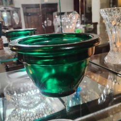 Vintage flower pot clear green glass. 4" tall 7" wide