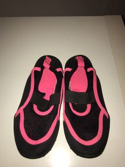 Girls water shoes