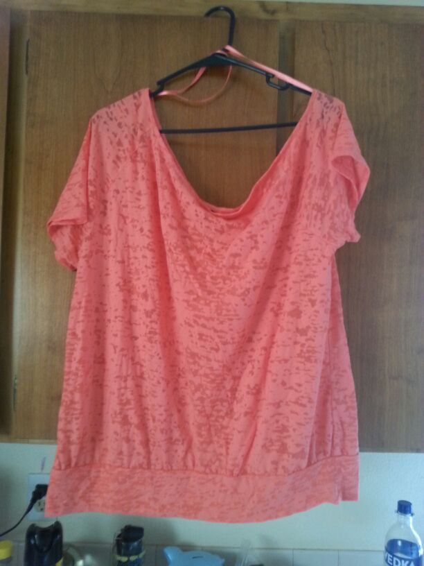 Torrid shirt size 1x