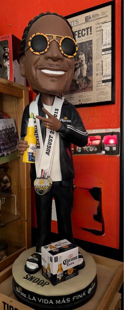 Snoop Bobblehead