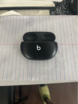 Beats Studio Buds ( Charger Case Only )
