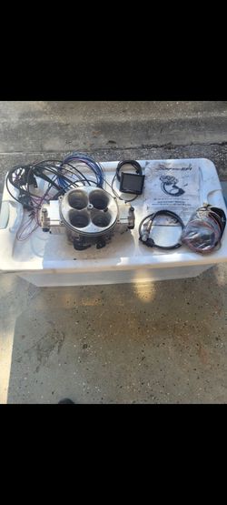 Holley  550-841 Sniper EFI Stealth 4500 w shinny finish