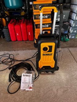 New DeWalt DXPW2800E electric pressure washer. Black and yellow color. Power cord is included. Hose is included. Operator's manual is included. Small 