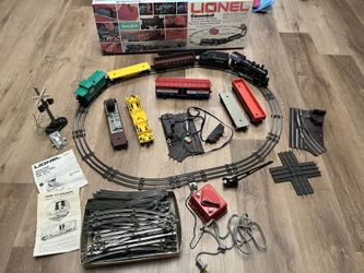 Vintage Lionel Cannonball Train Set with Lots of Extras