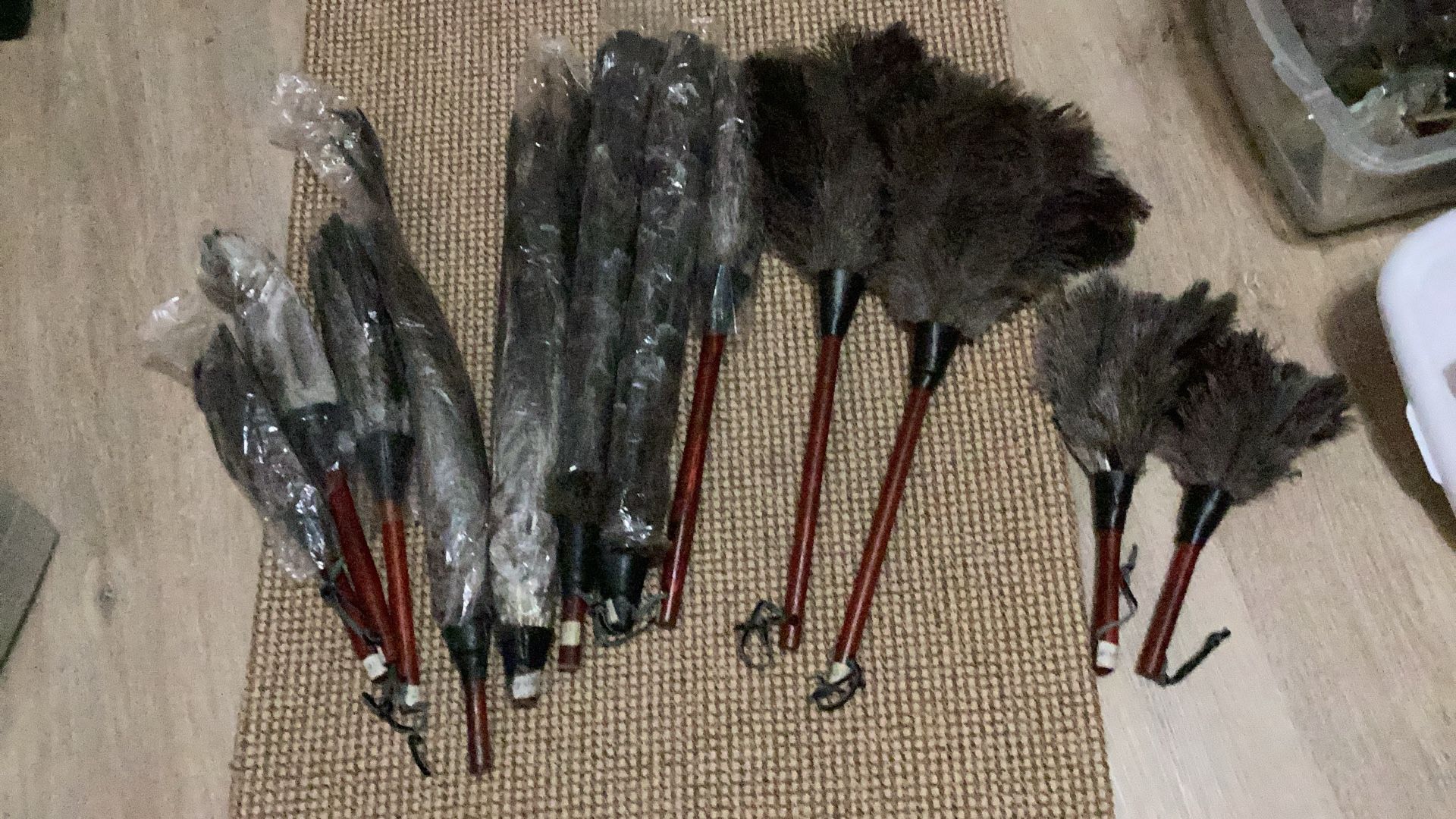 Feather Dusters- Quality Ostrich Feathers Of Different Sizes. 