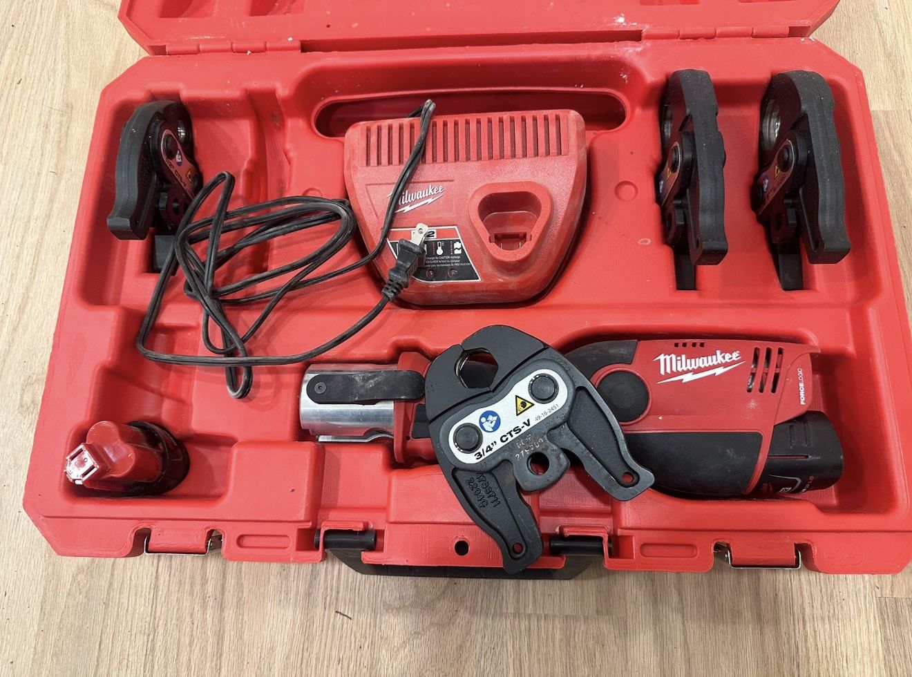Milwaukee M12 Pro Press Tool
