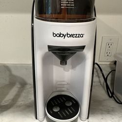 Baby Brezza Formula Maker