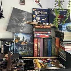 Harry Potter Collection Plus More .