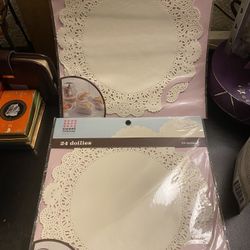 Cake Decorating Doilies 