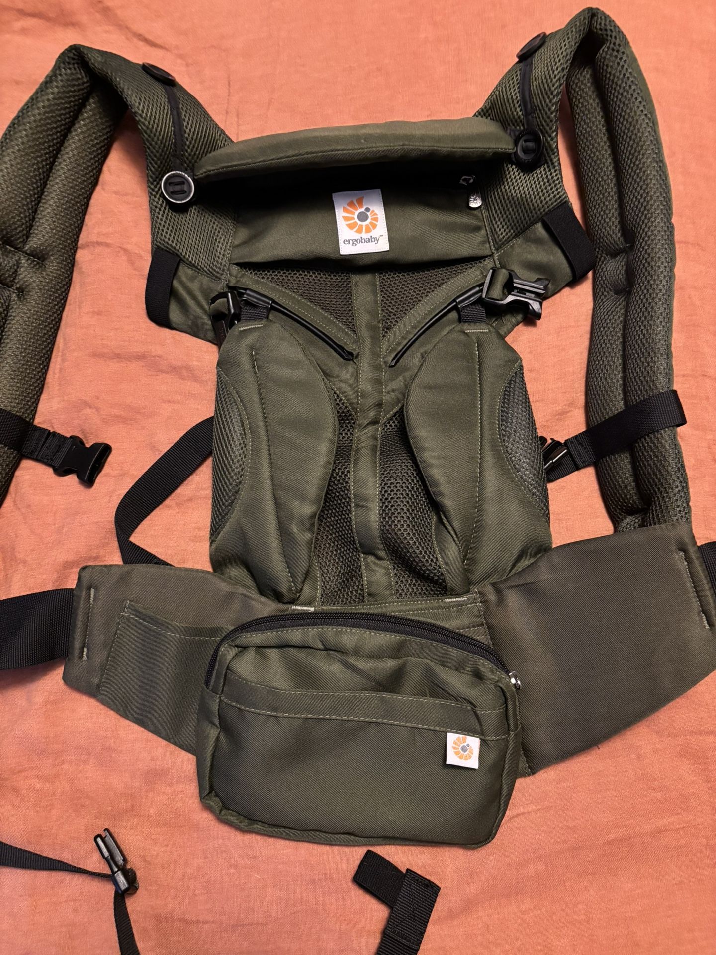 Ergobaby Omni 360 Carrier (Like New)