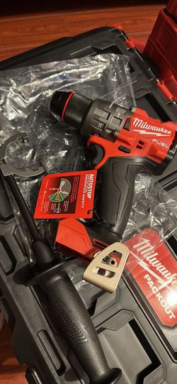 Milwaukee M18 Hammer Drill Driver Tool Only 