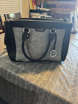 Henri Bendel Purse
