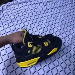 Jordan 4