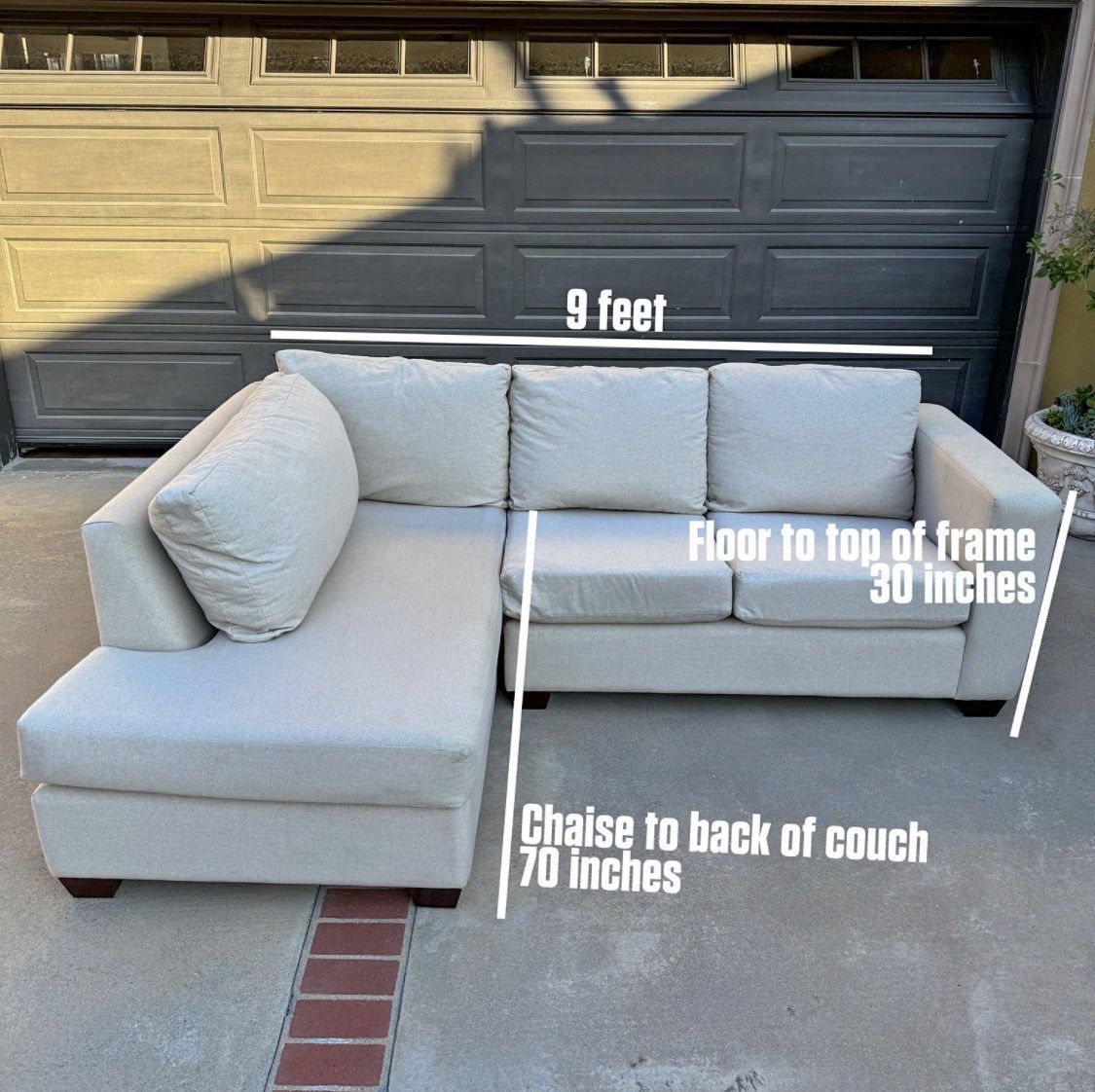 Couch With Chaise