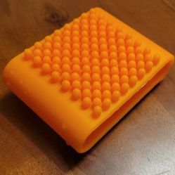 NEW Set of Four (4) Bump It Off Multi-Use Silicone Cleaning Tools