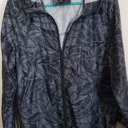 Ladies Size Small like New Windbreaker 