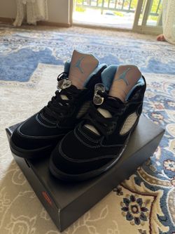 Jordan 5 Black Carolina