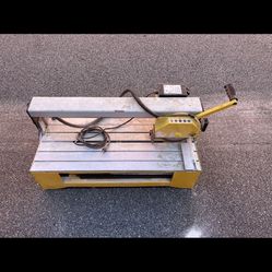 Power Tools + Construction Tools Bundle