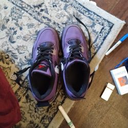 Air JORDAN x TRAVIS SCOTT 4s- Purple Thunder & Black; Men's Size= 11 