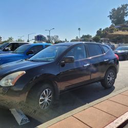 Nissan Rogue 2wd 2010